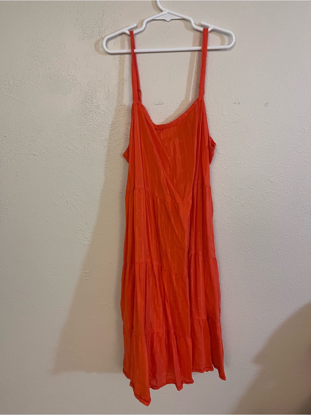 Woman’s old Navy Coral flowy dress size medium